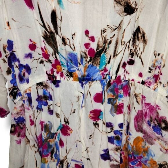 Umgee Summer Romper Cream Pink Floral Crossover Bodice SS Elastic Waist Sz S - Picture 12 of 12